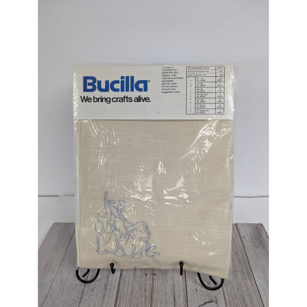 Bucilla Madeira Lily Napkins Embroidery Kit 491651 - Picture 5 of 6